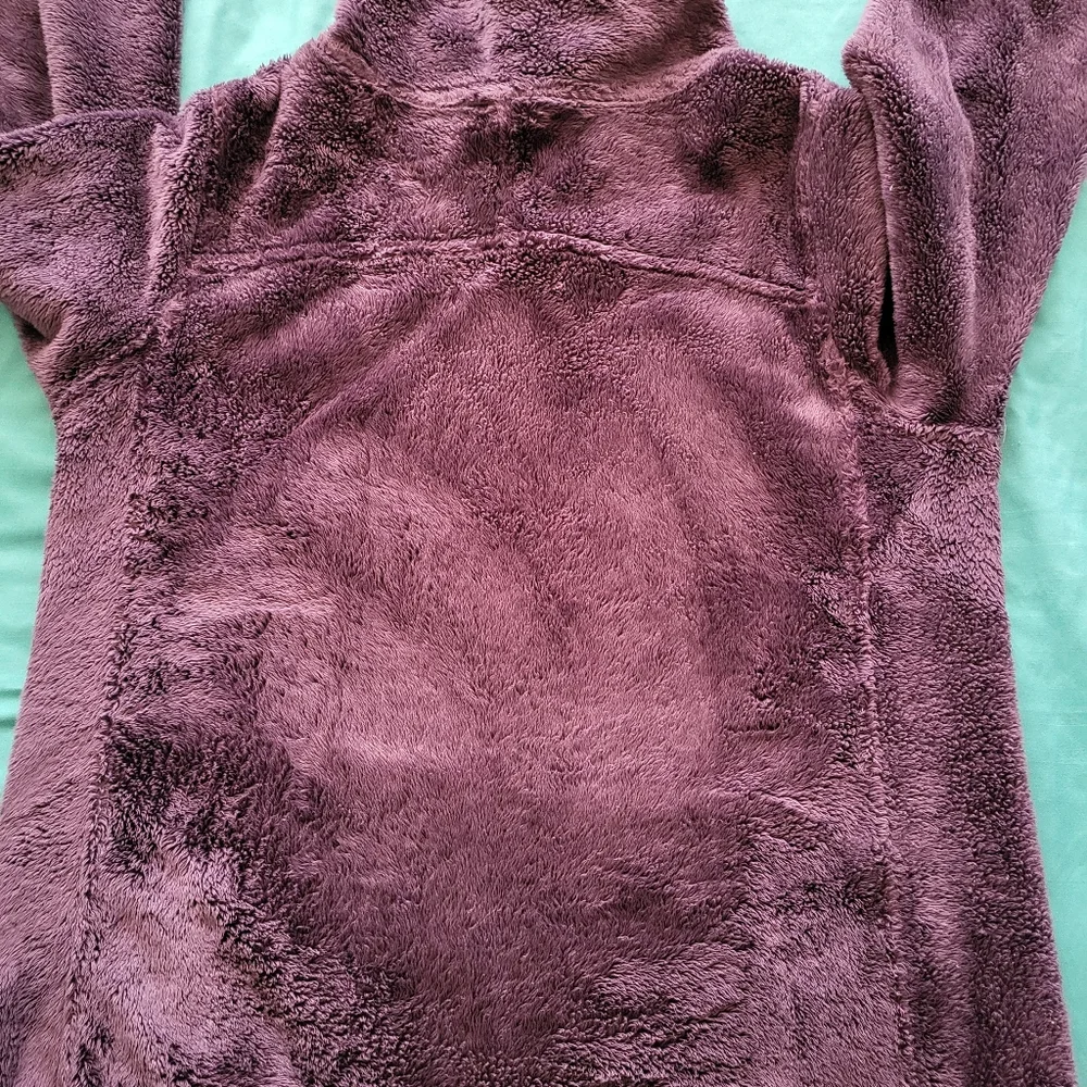 The north face women's snap collar osito, large. - Picture 10 of 10